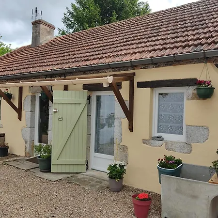 Appartement Petit Mas Cosy Du Bord De Loire A 15 Mm Du Parc Le Pal Diou (Allier)