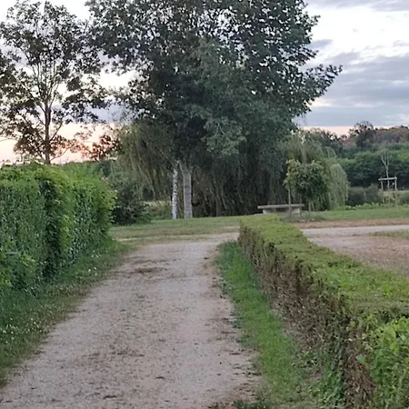 Petit Mas Cosy Du Bord De Loire A 15 Mm Du Parc Le Pal Appartement Diou (Allier)