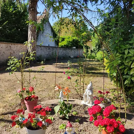 Petit Mas Cosy Du Bord De Loire A 15 Mm Du Parc Le Pal Appartement