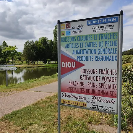 Petit Mas Cosy Du Bord De Loire A 15 Mm Du Parc Le Pal *