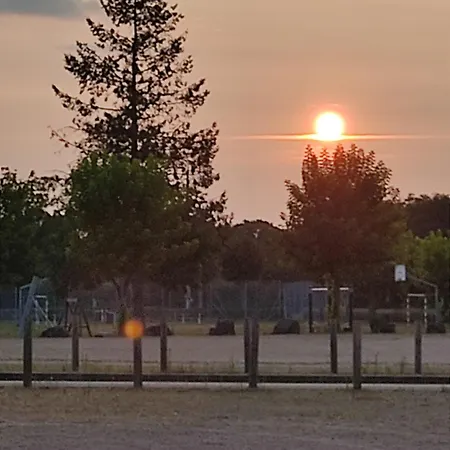 Апартаменты Petit Mas Cosy Du Bord De Loire A 15 Mm Du Parc Le Pal Diou (Allier)