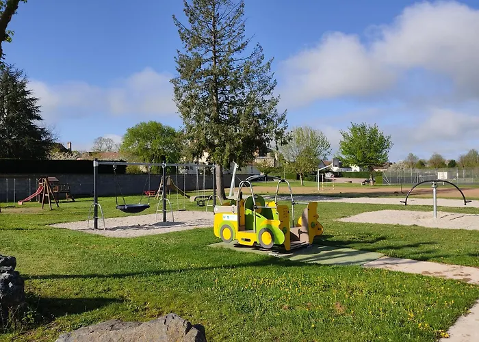 Petit Mas Cosy Du Bord De Loire A 15 Mm Du Parc Le Pal Diou (Allier)