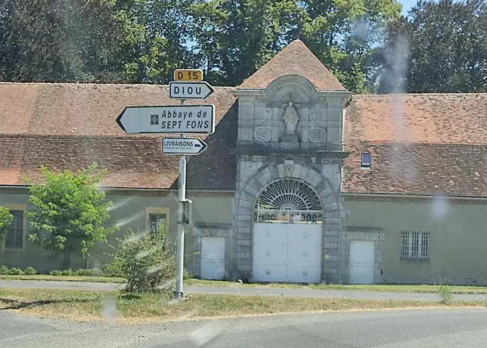 Petit Mas Cosy Du Bord De Loire A 15 Mm Du Parc Le Pal Apartment *