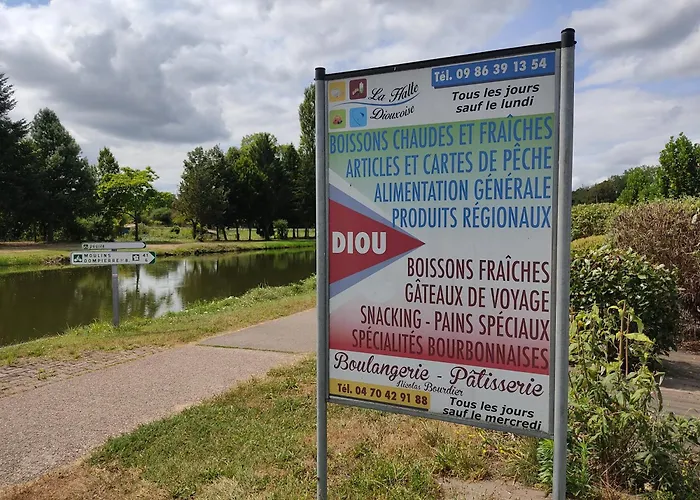 Petit Mas Cosy Du Bord De Loire A 15 Mm Du Parc Le Pal *