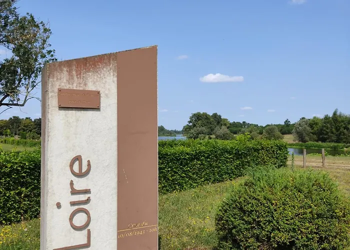 Petit Mas Cosy Du Bord De Loire A 15 Mm Du Parc Le Pal Apartment Diou (Allier)