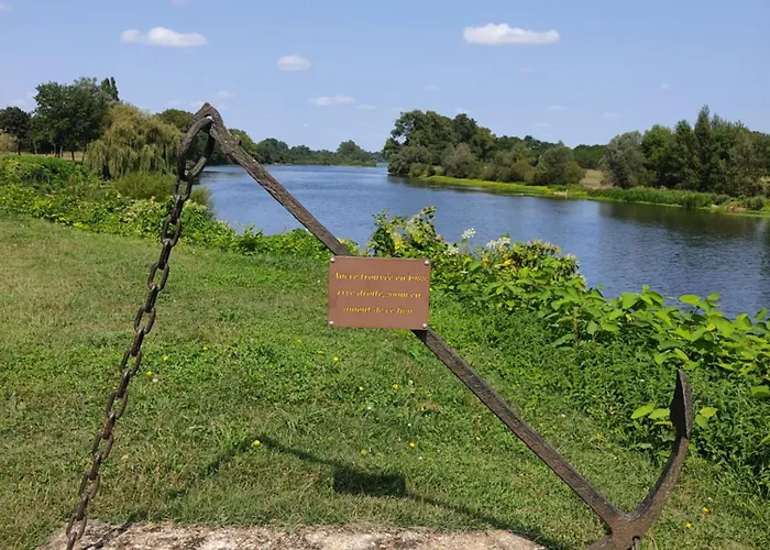 Petit Mas Cosy Du Bord De Loire A 15 Mm Du Parc Le Pal * Diou (Allier)