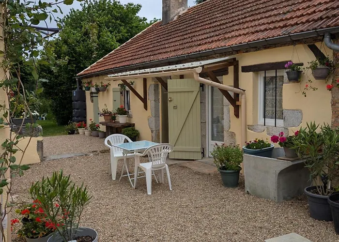 Apartment Petit Mas Cosy Du Bord De Loire A 15 Mm Du Parc Le Pal *