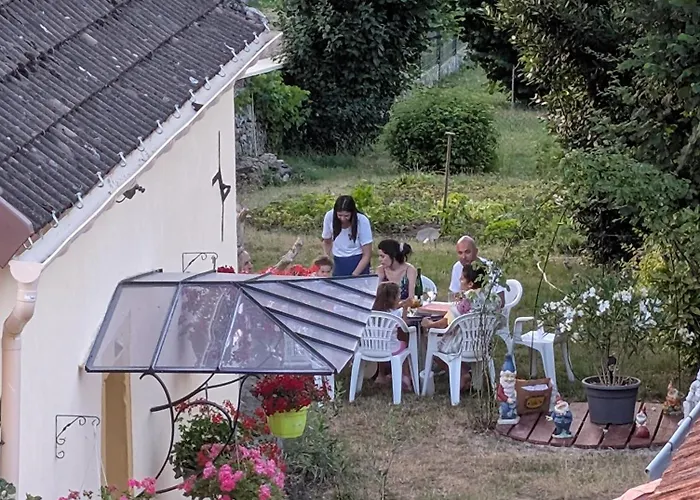 Petit Mas Cosy Du Bord De Loire A 15 Mm Du Parc Le Pal Διαμέρισμα *