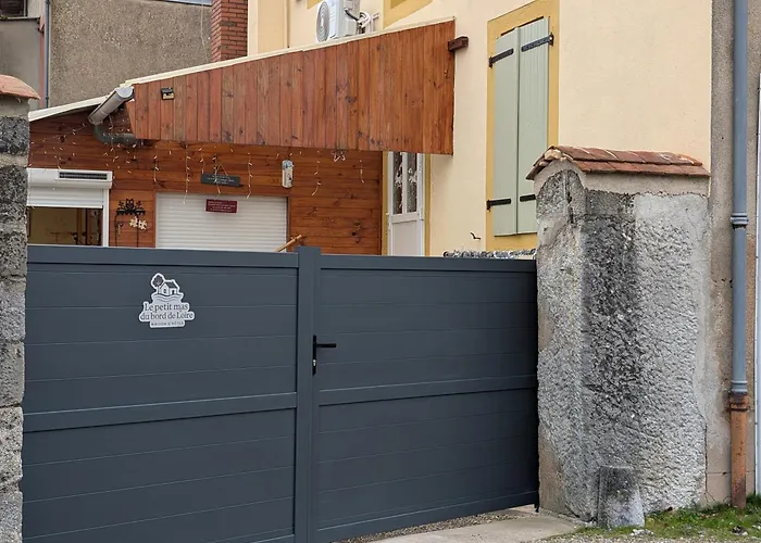 Apartment Petit Mas Cosy Du Bord De Loire A 15 Mm Du Parc Le Pal *